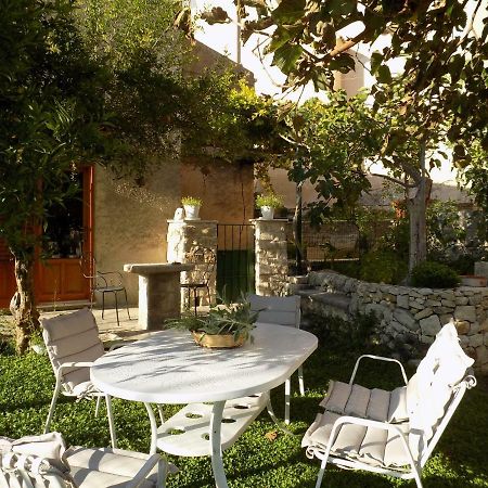 Garden&House Amore Vero 莫迪卡 外观 照片