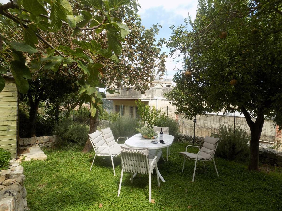Garden&House Amore Vero 莫迪卡 外观 照片